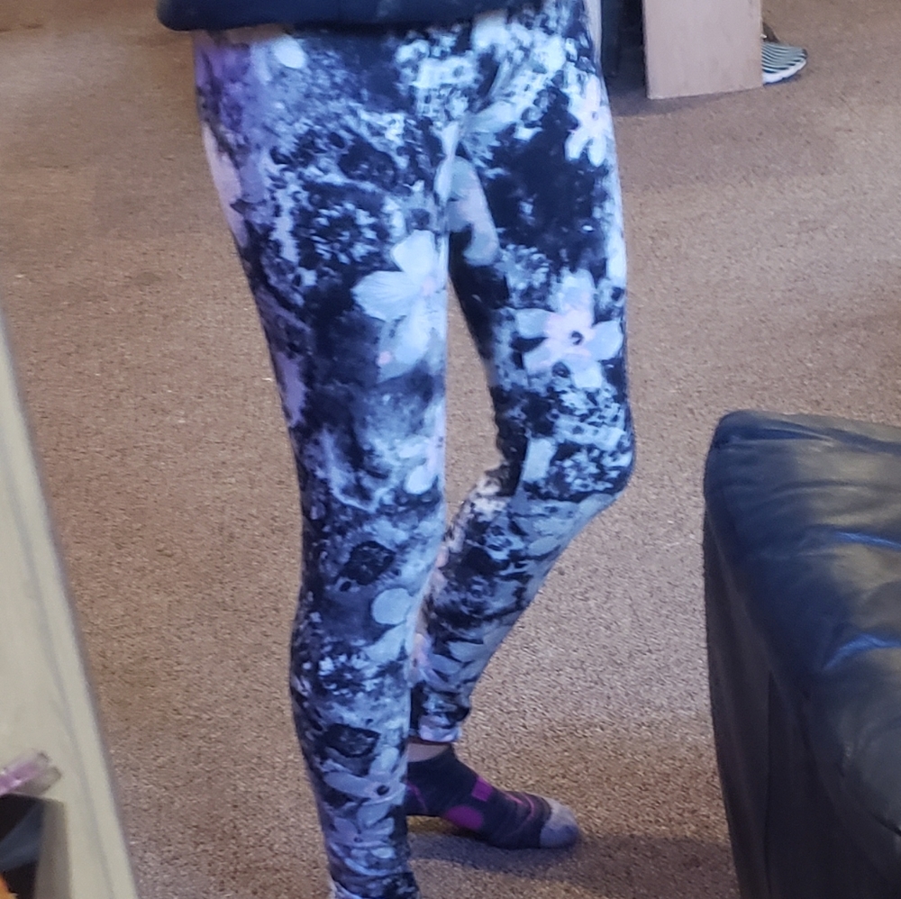 Leggings - Picture 2 of 2